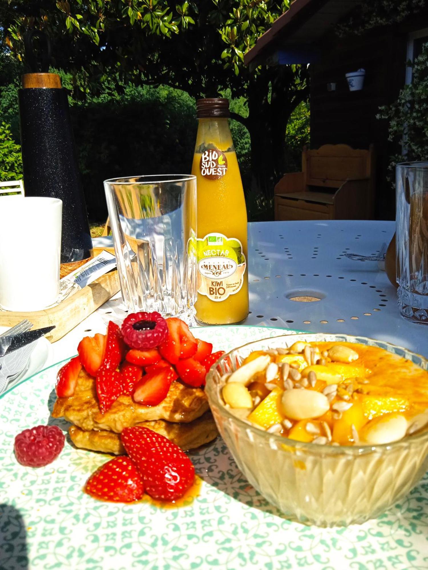 Les Jardins De Mimizan Bed & Breakfast エクステリア 写真